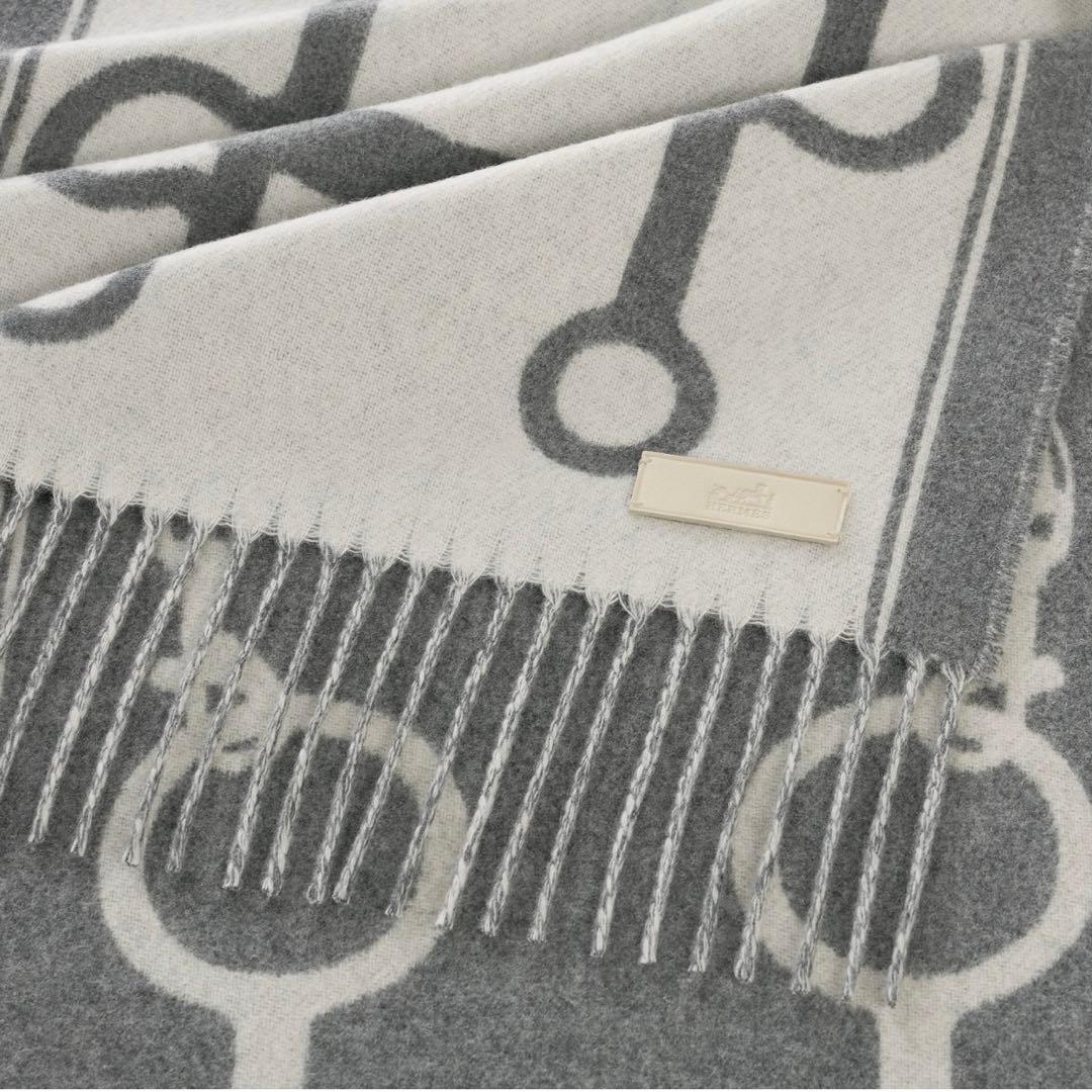 新品未使用　エルメス　HERMES カシミアマフラー　 《モール》　グレー