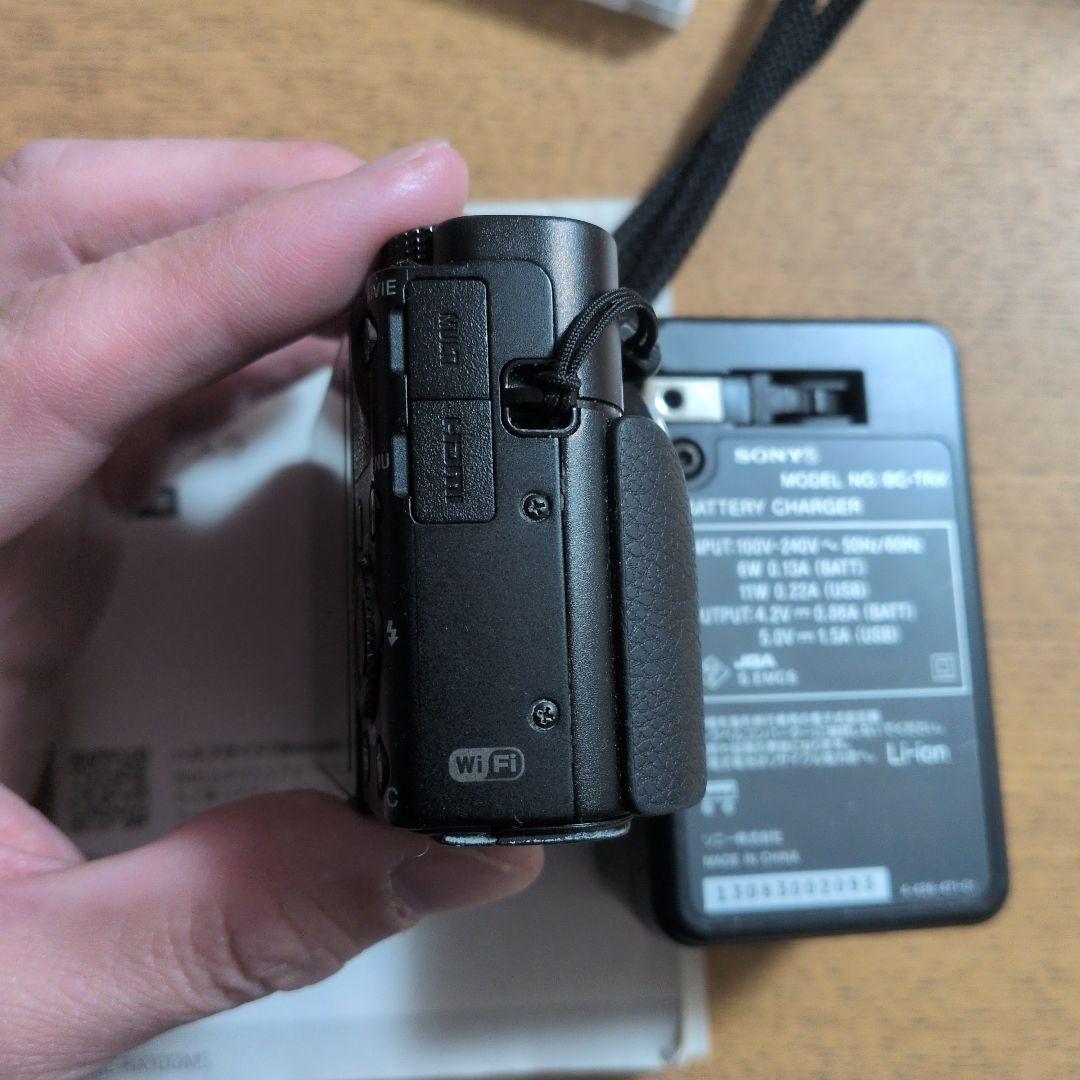 デジタルカメラ SONY RX100M5