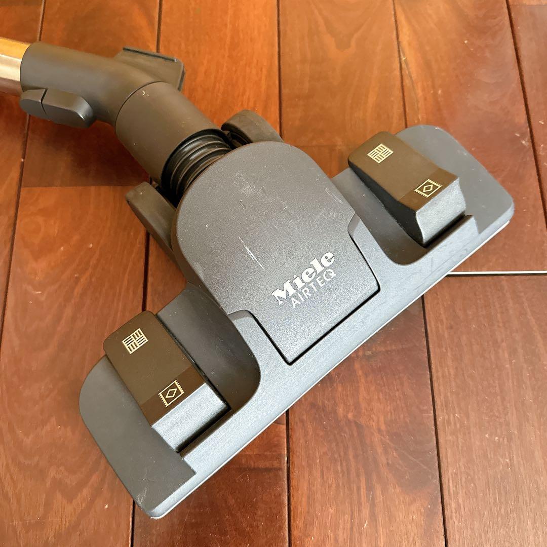 通販生活購入　ミーレ　掃除機　SDCO0 アタッチメント・取扱説明書付き