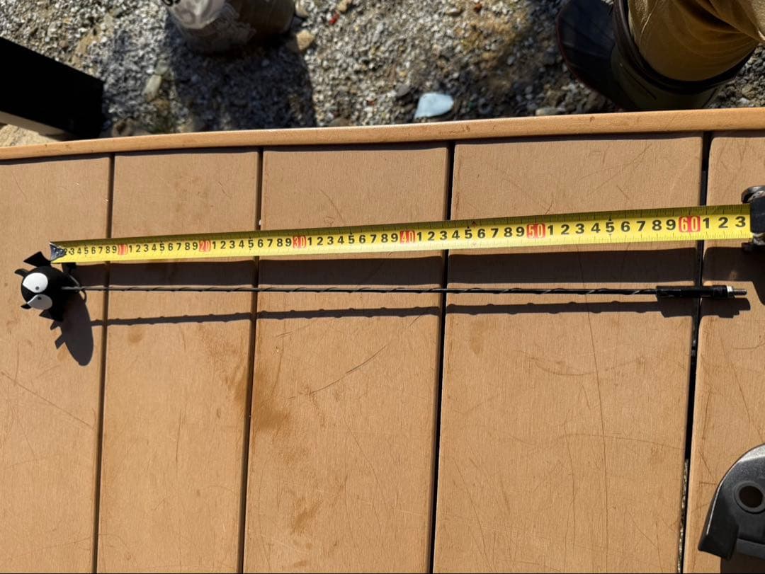 ハイエース200系　アンテナポール