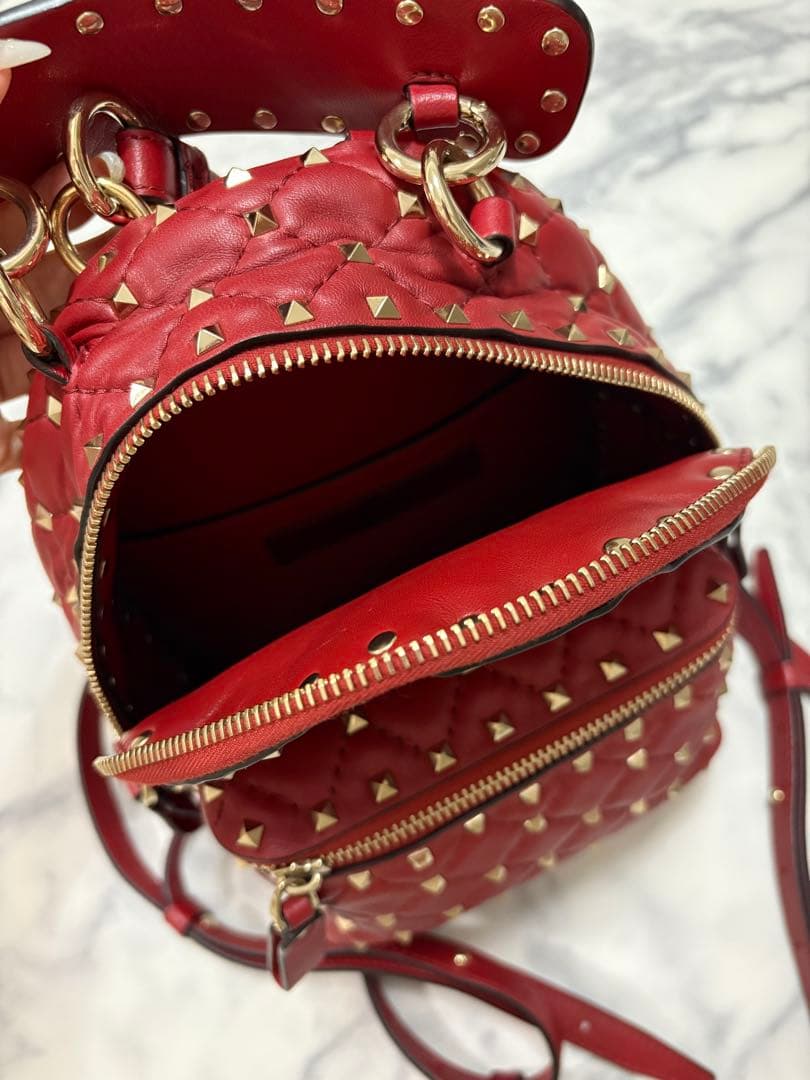 valentinoリュック