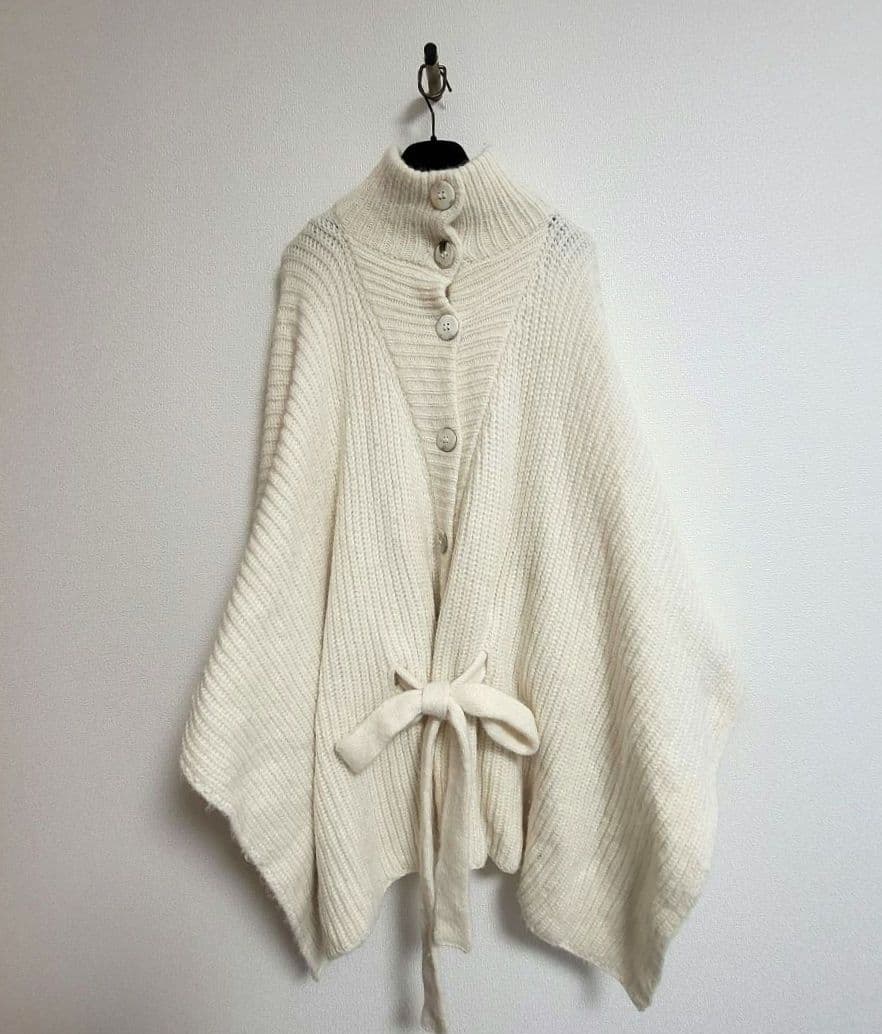 STELLAPARDO ポンチョ フリーサイズ ニット ケープ ロングコート 白