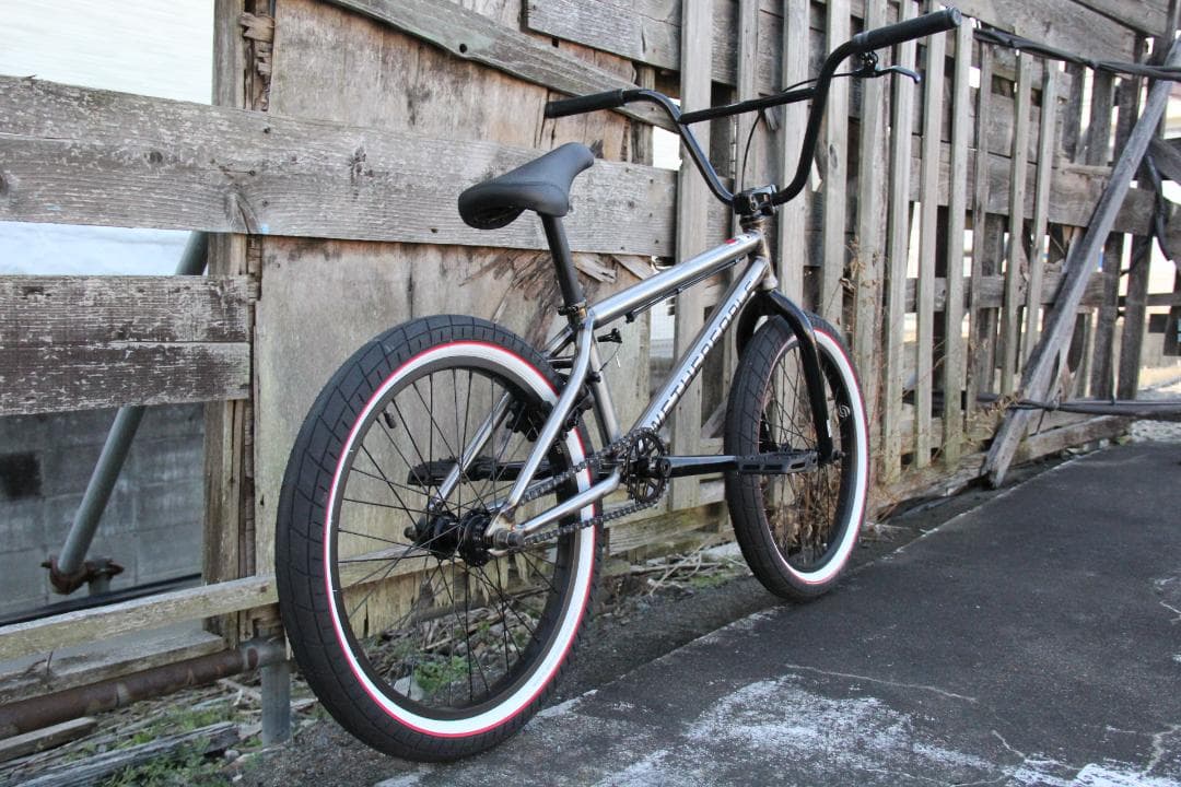 BMX20インチストリートWETHEPEOPLE NOVA GLOSSY RAW