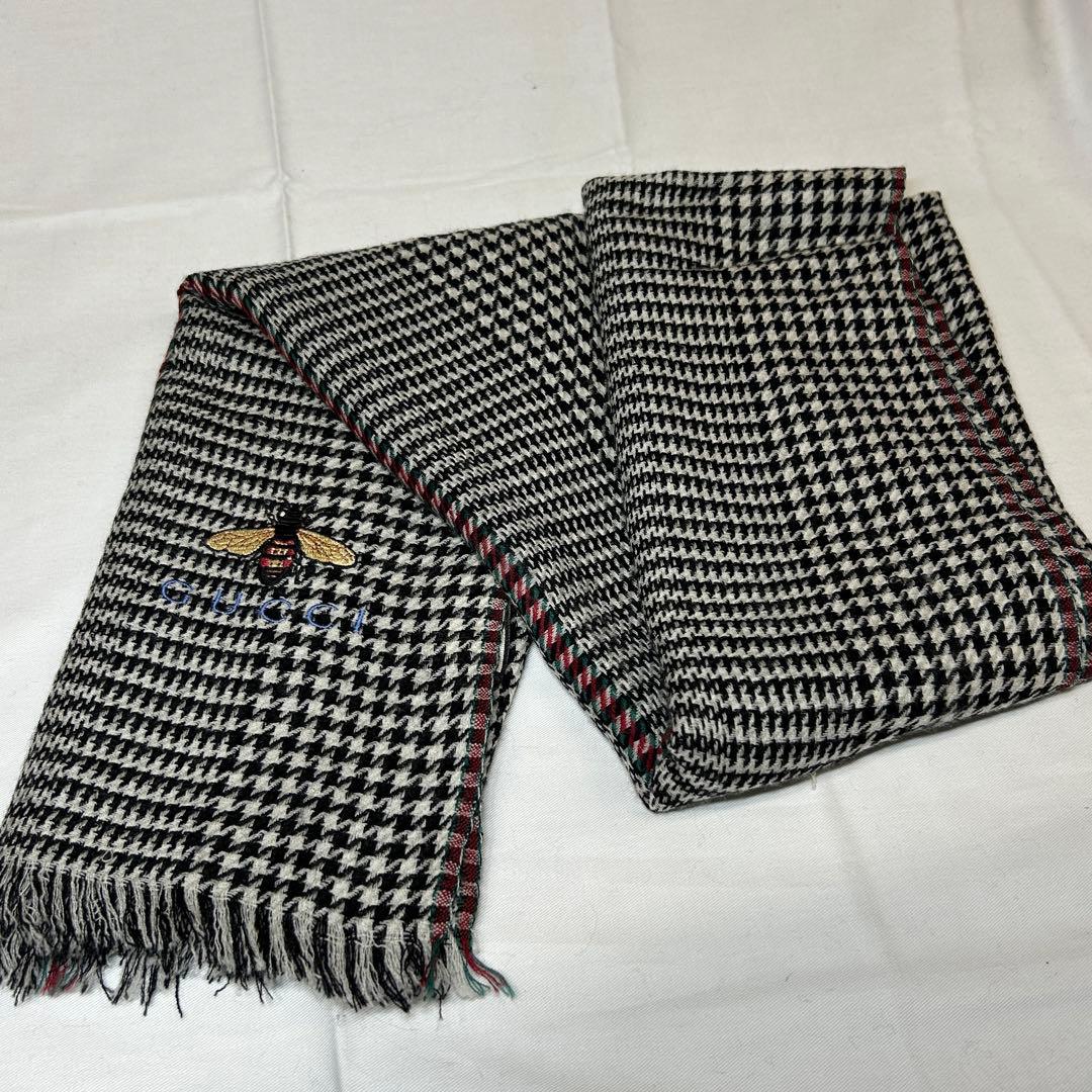 グッチGUCCI マフラー 蜂刺繍付きB20