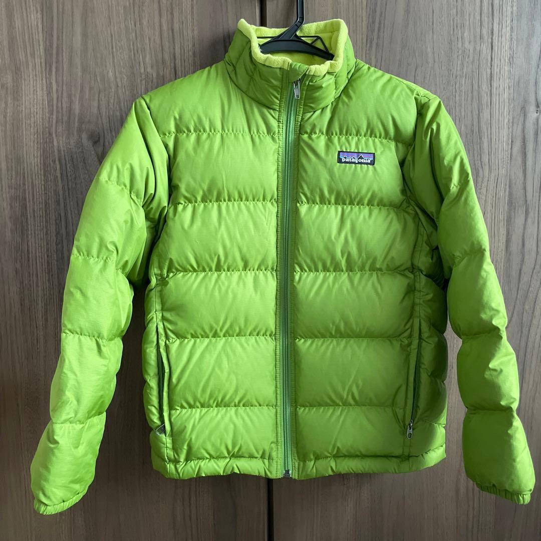 Patagonia キッズ ダウンジャケット ライムグリーン - メルカリ
