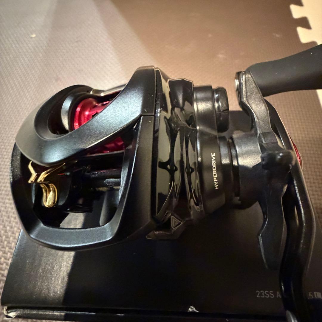 極美品 ダイワDaiwa SS AIR TW 8.5L