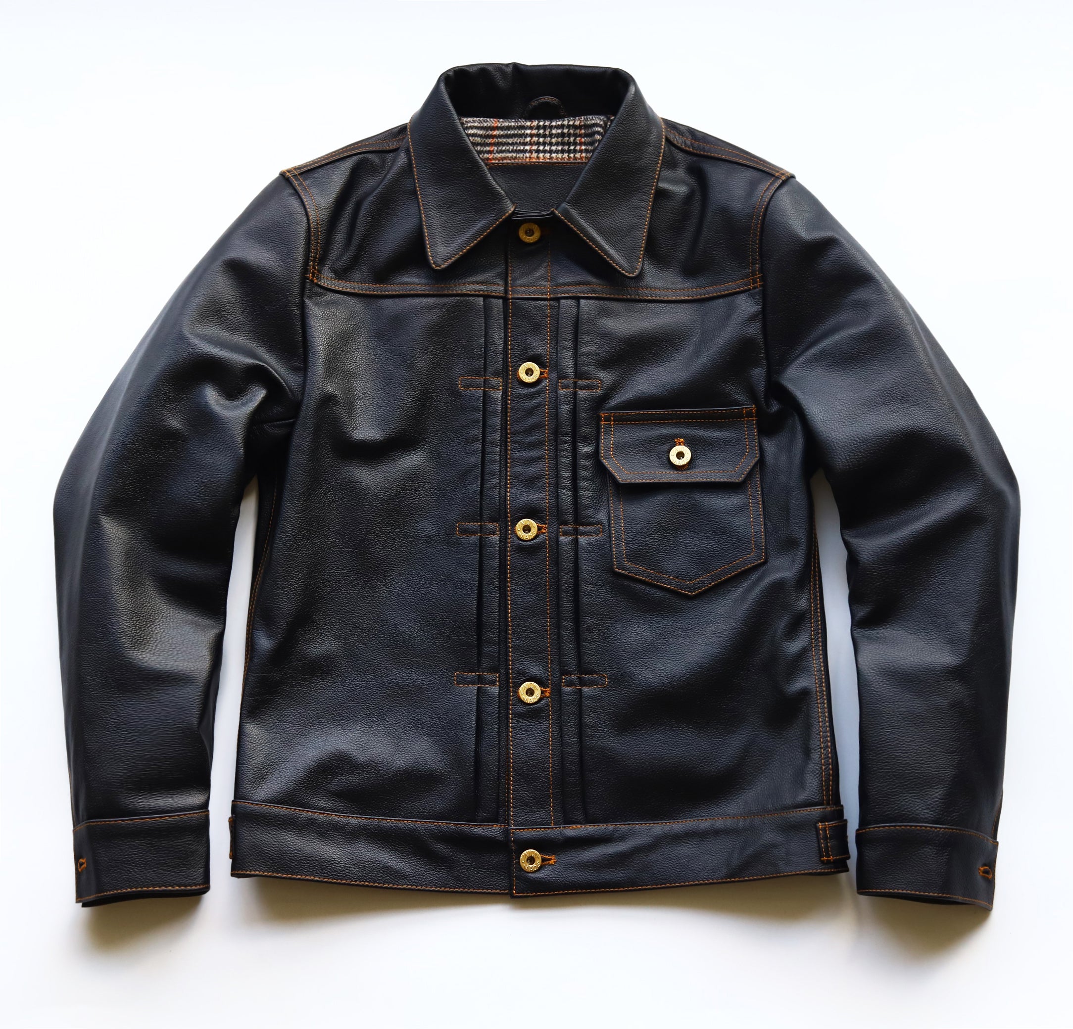 初めての革ジャンにおすすめ！王道のカウレザートラッカージャケットを