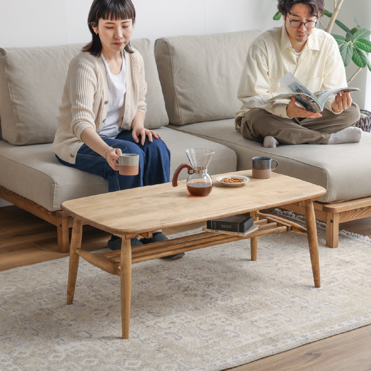 ロジー 円形 ダイニングテーブル