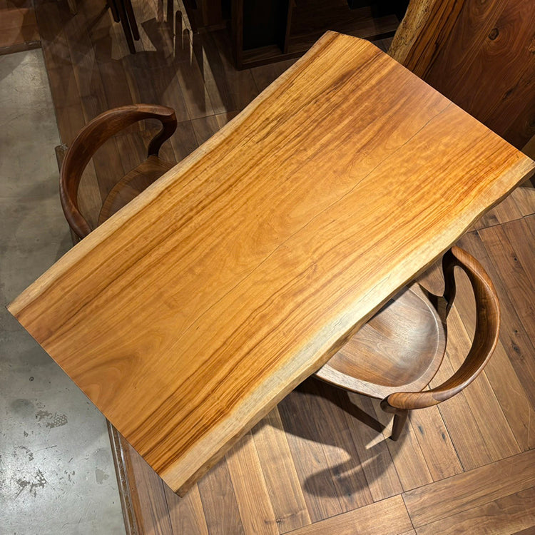 一枚板 サクラ / 桜(杢) K-GM-2203-396-2 (W145cm)