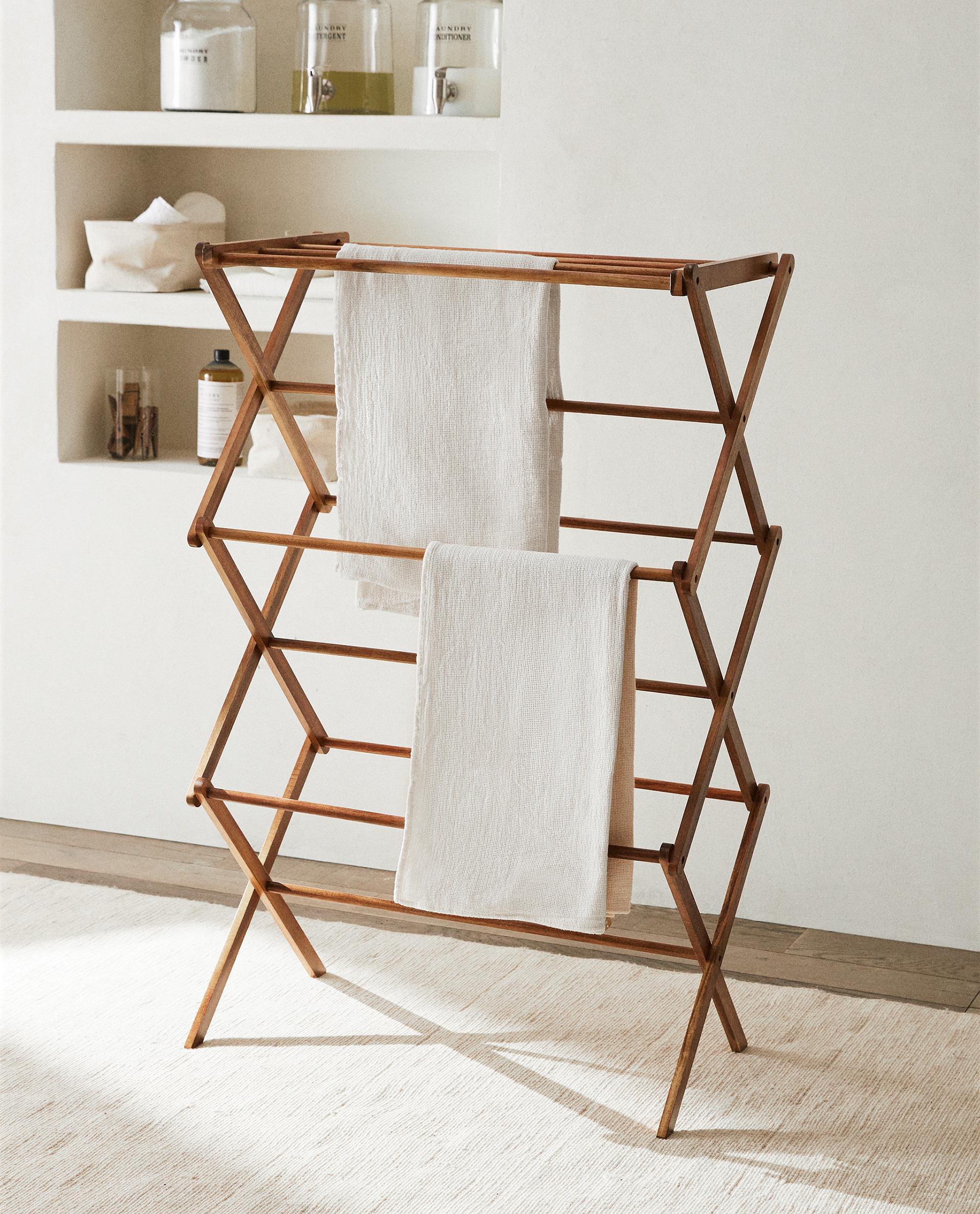 WOODEN VERTICAL FOLDING CLOTHES HORSE | Zara Home United States of