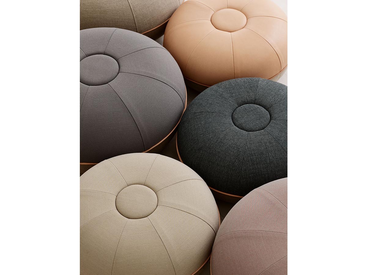 FRITZ HANSEN POUF SMALL / フリッツ・ハンセン プフ スモール（ピュア