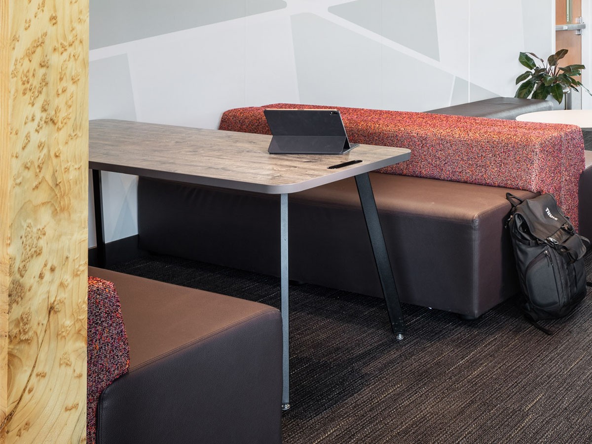 Knoll Office Rockwell Unscripted Easy Table / ノルオフィス ロック