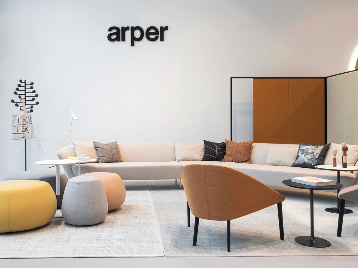 モデルルーム展示品 アルペール arper コリーナ colina アームチェア