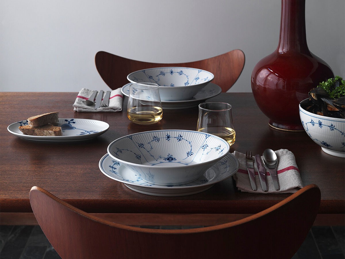 Royal Copenhagen Blue Fluted Plain Deep Plate 24 / ロイヤル