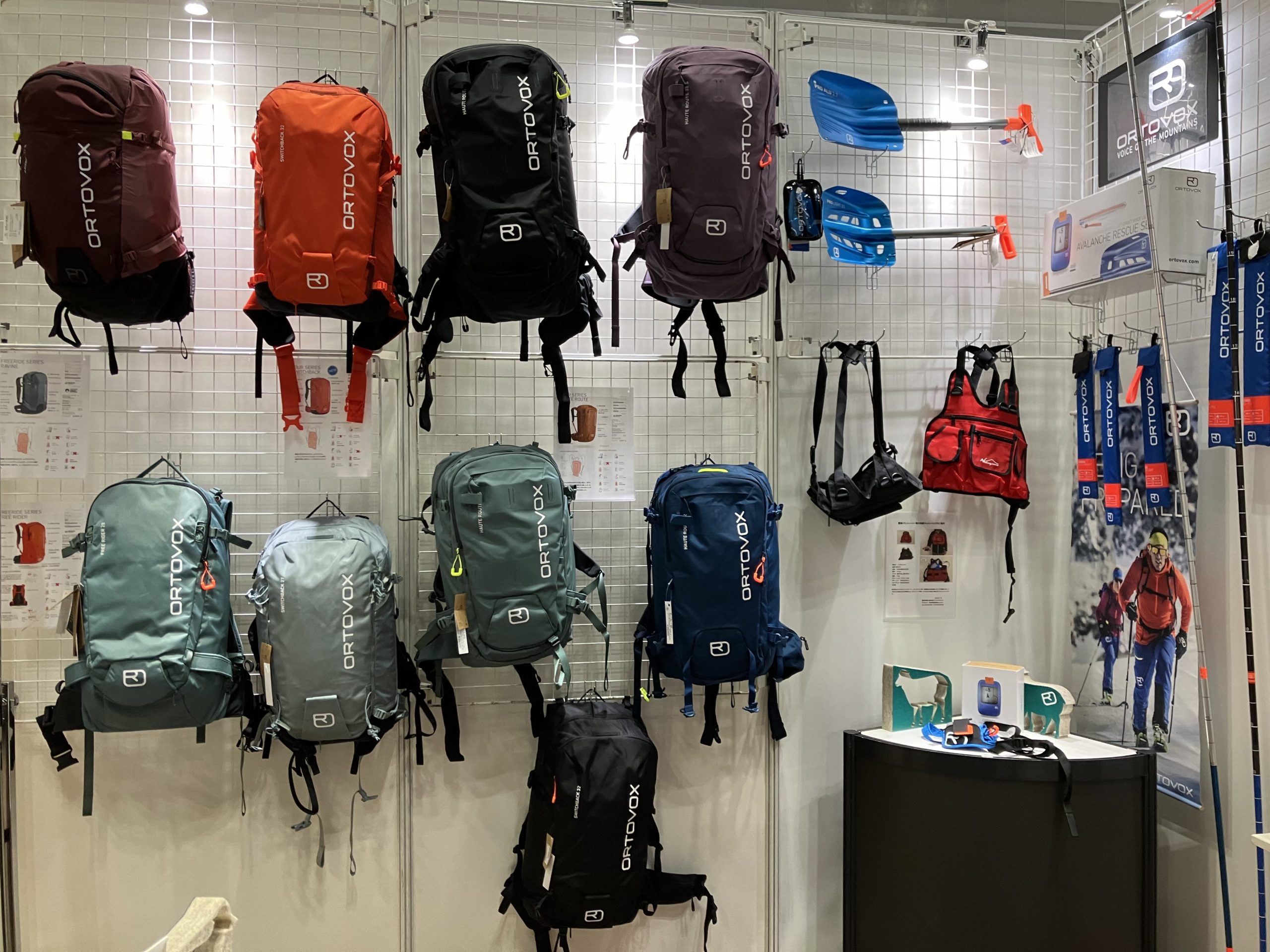 軽量化されたミニマルなバックパックが新登場！｜ORTOVOX（オルト