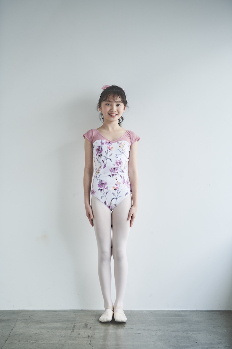 stina / type H half sleeve / luminous white / kids / girl