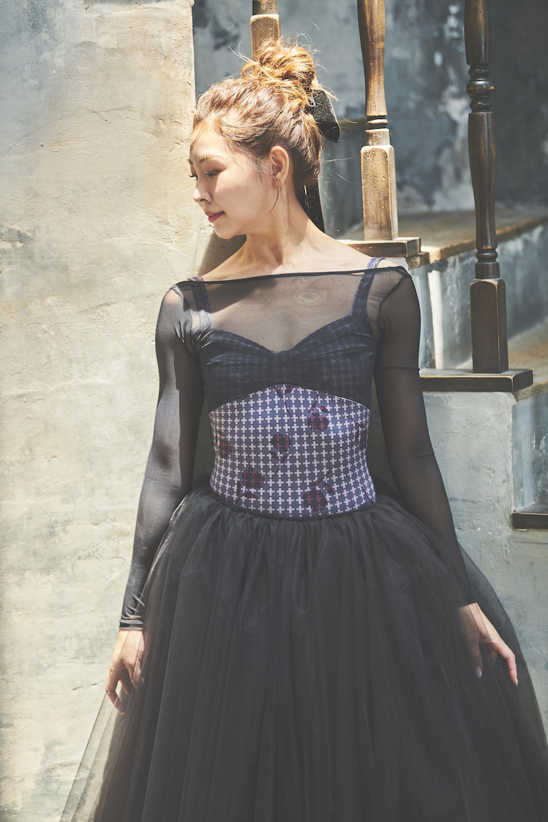 stina / type L long ribbon / little tulip black × black