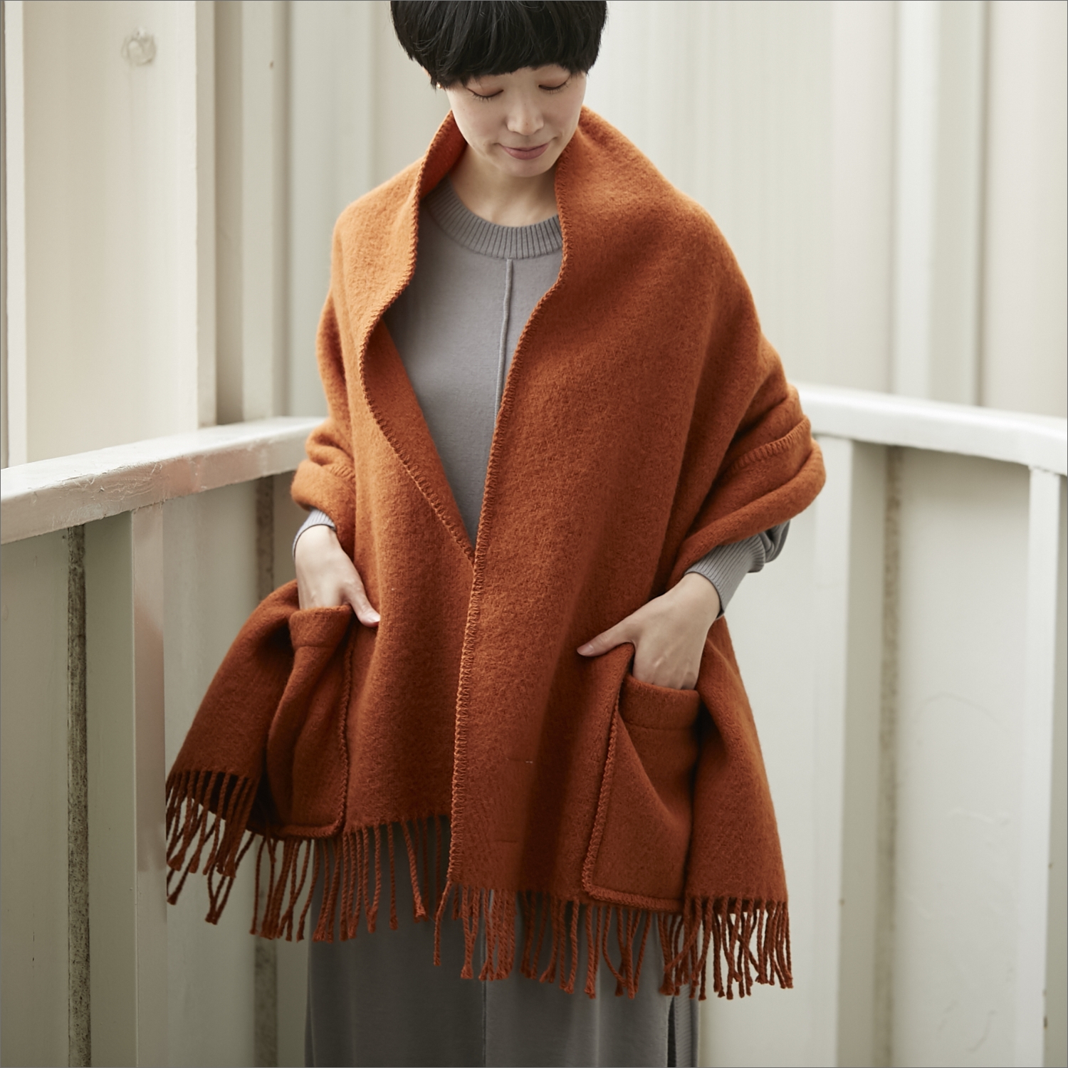 LAPUAN KANKURIT/ポケットショール -体をあたためてくれるウールの