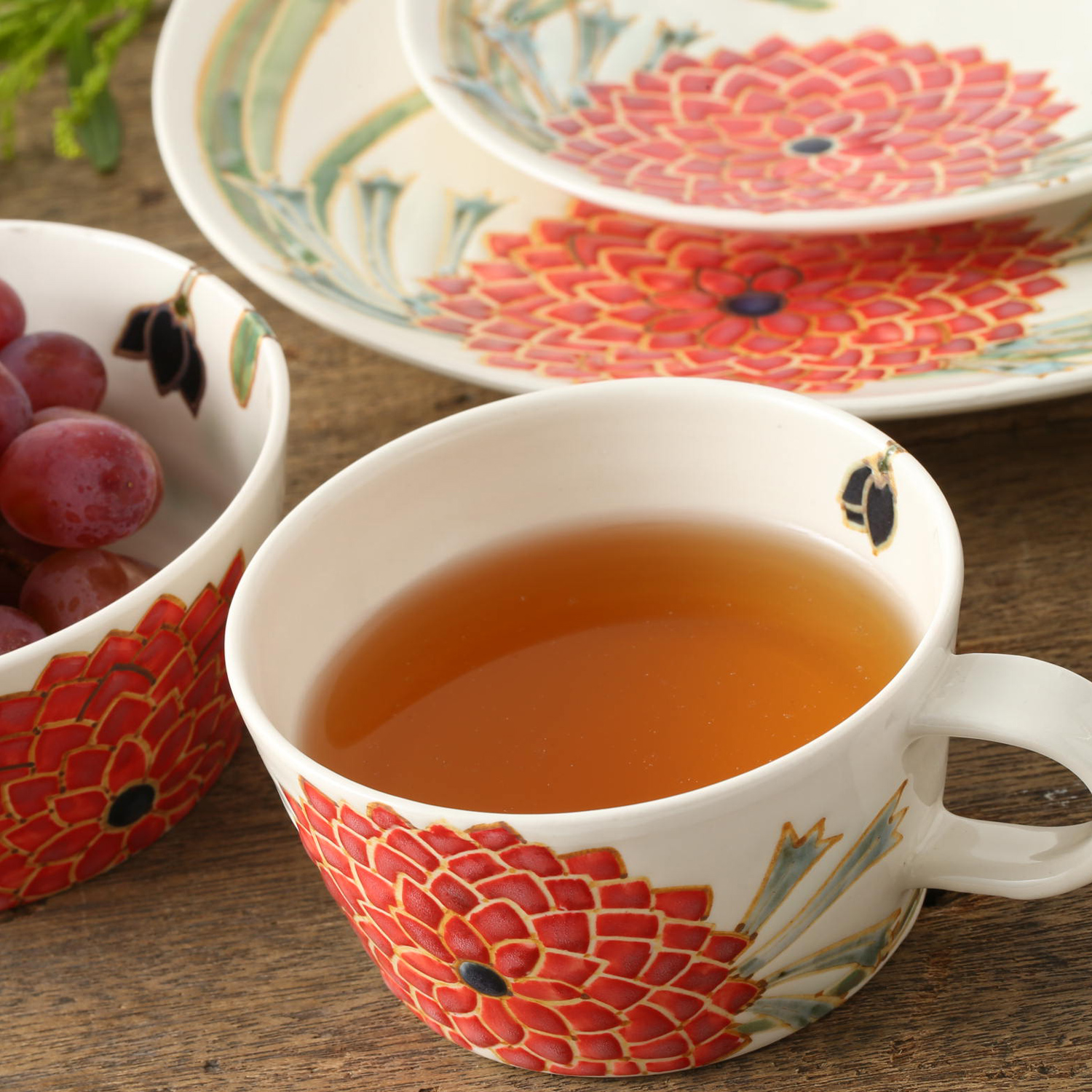 ダリアのプレート 23センチ -【当店限定】使っていないときも愛でたく