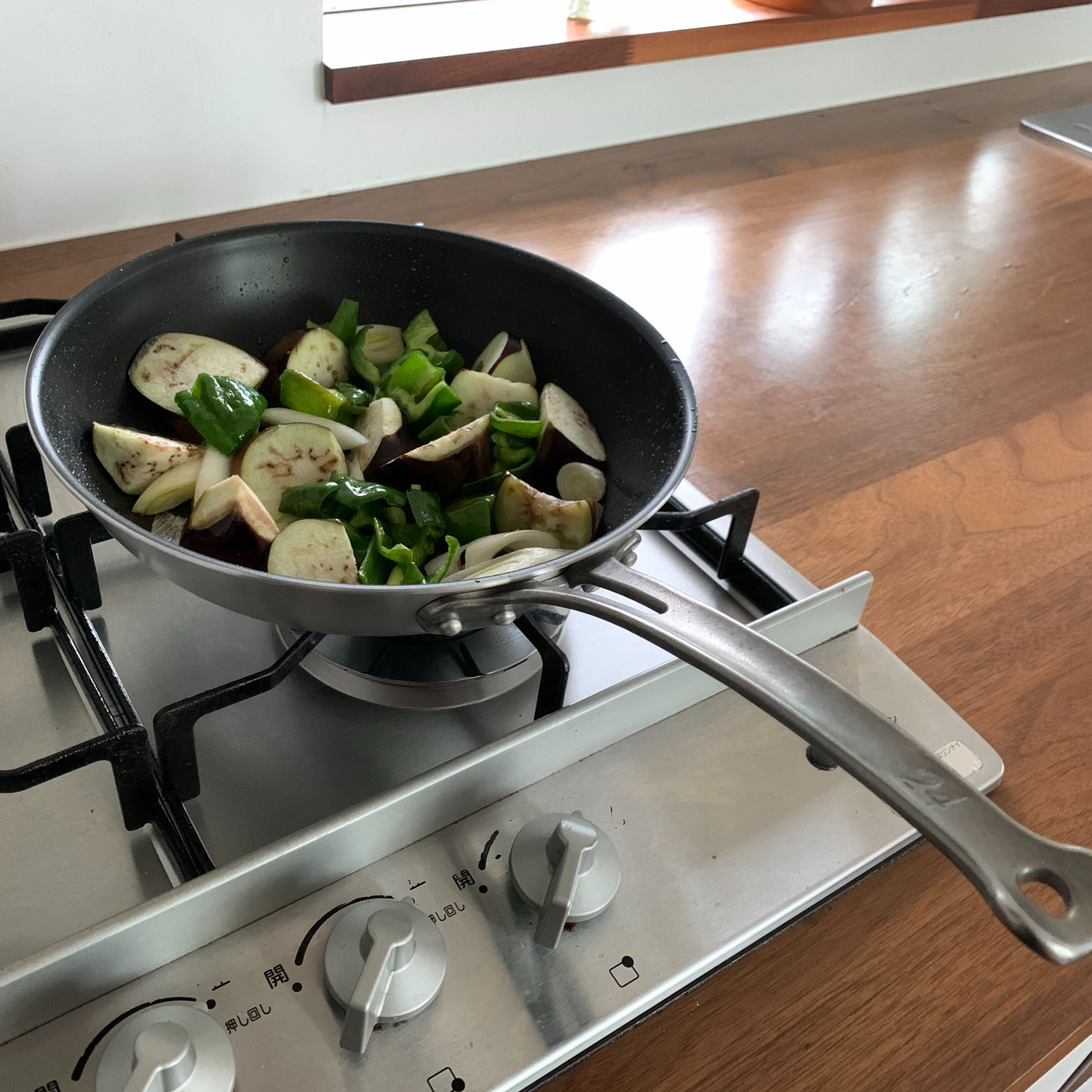 中尾アルミ製作所/シルクフライパン ステンレスハンドルタイプ 浅型