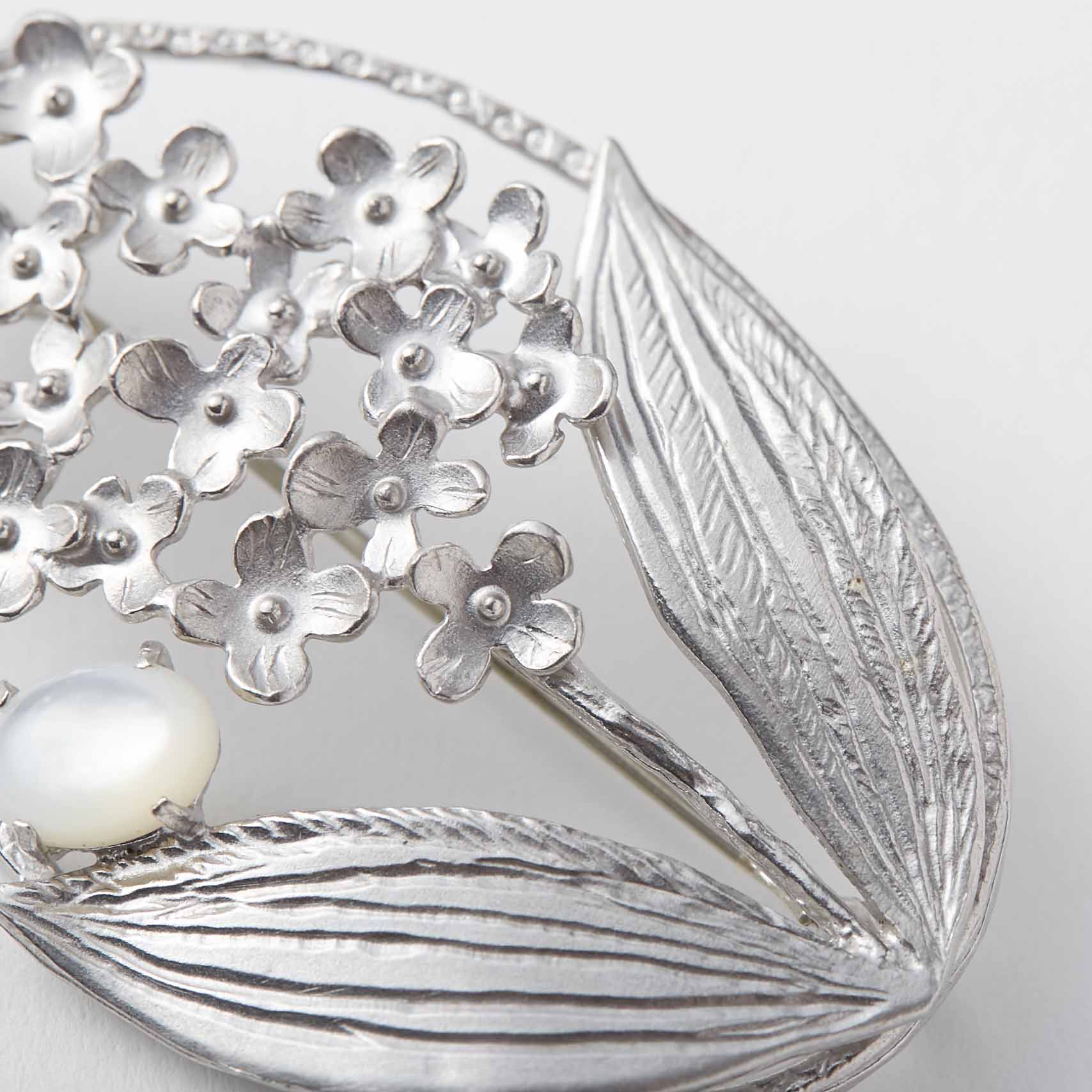 sasakihitomi/ライラックと白蝶貝のブローチペンダント アンティーク