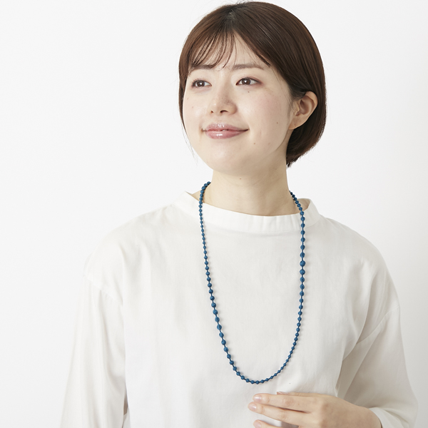 000/スフィアプラス ネックレス 80cm -繊細で美しい、彩り豊かな刺繍