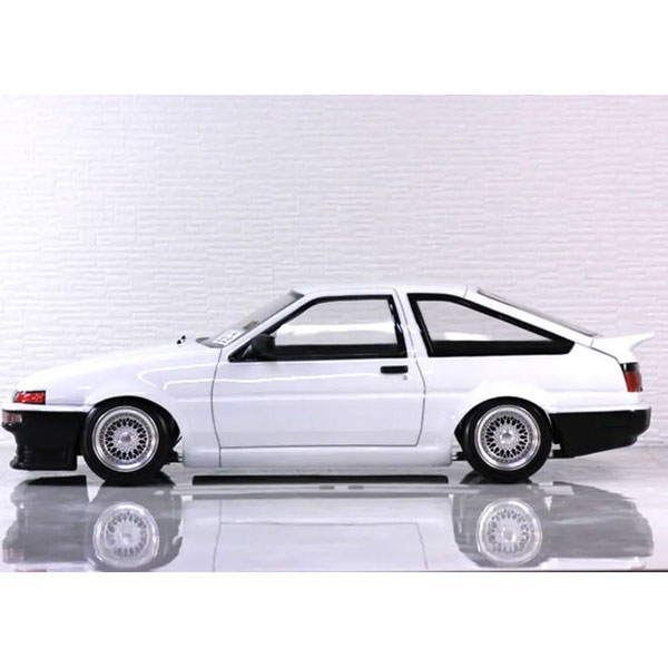 Toyota AE86 スプリンタートレノ 3ドア ボディ [PAB-3178] - スーパー