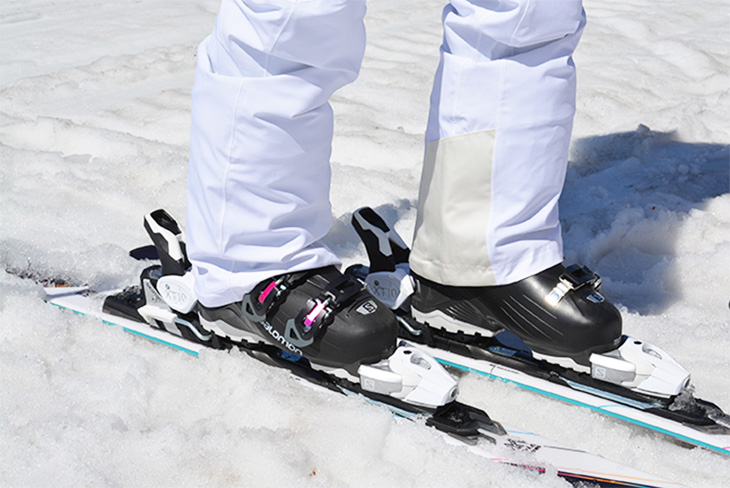 スキーの履き方・ぬぎ方 - SURF&SNOW