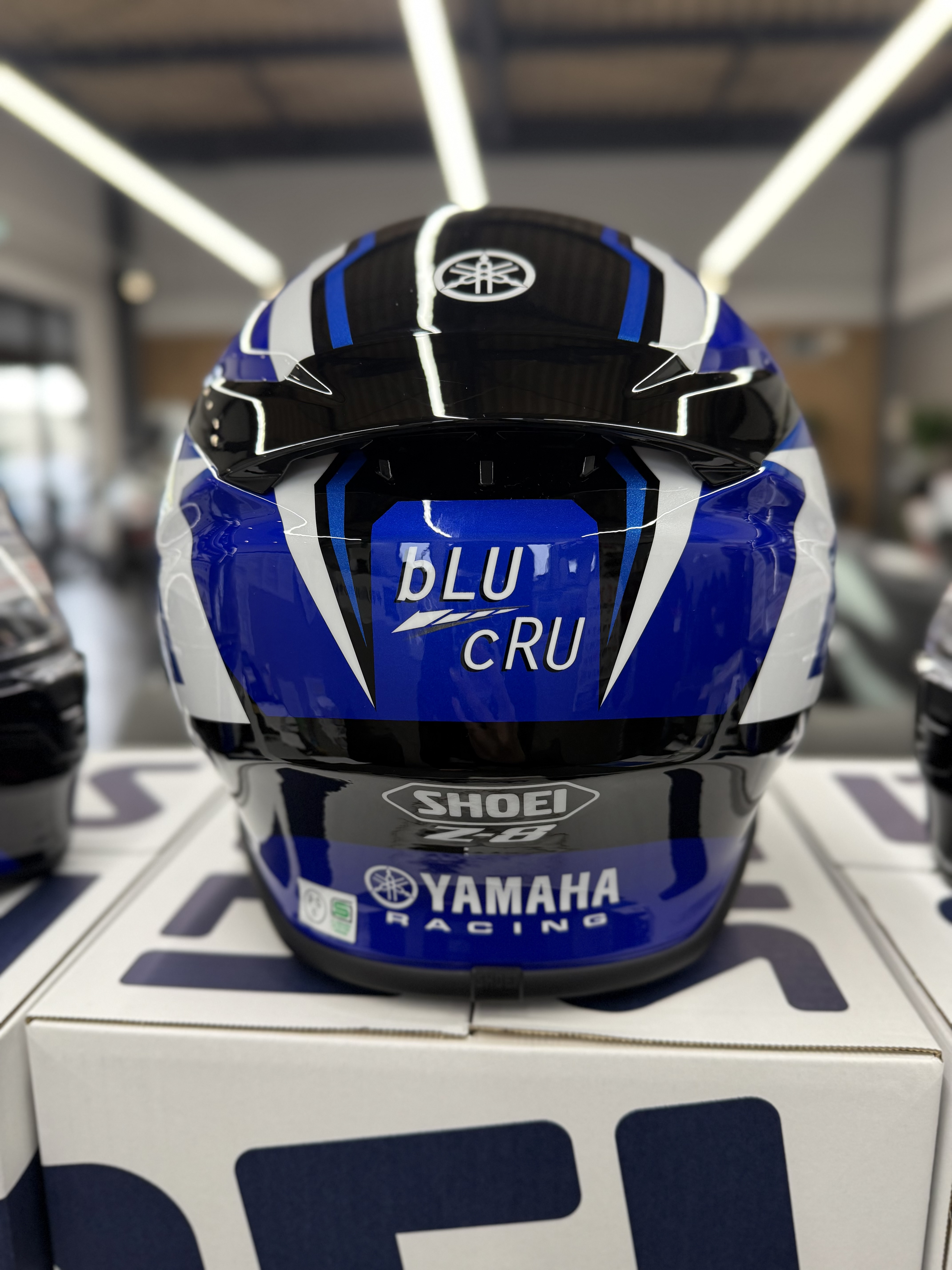 SHOEI×YAMAHA コラボヘルメット入荷しました！ - YSP鈴鹿